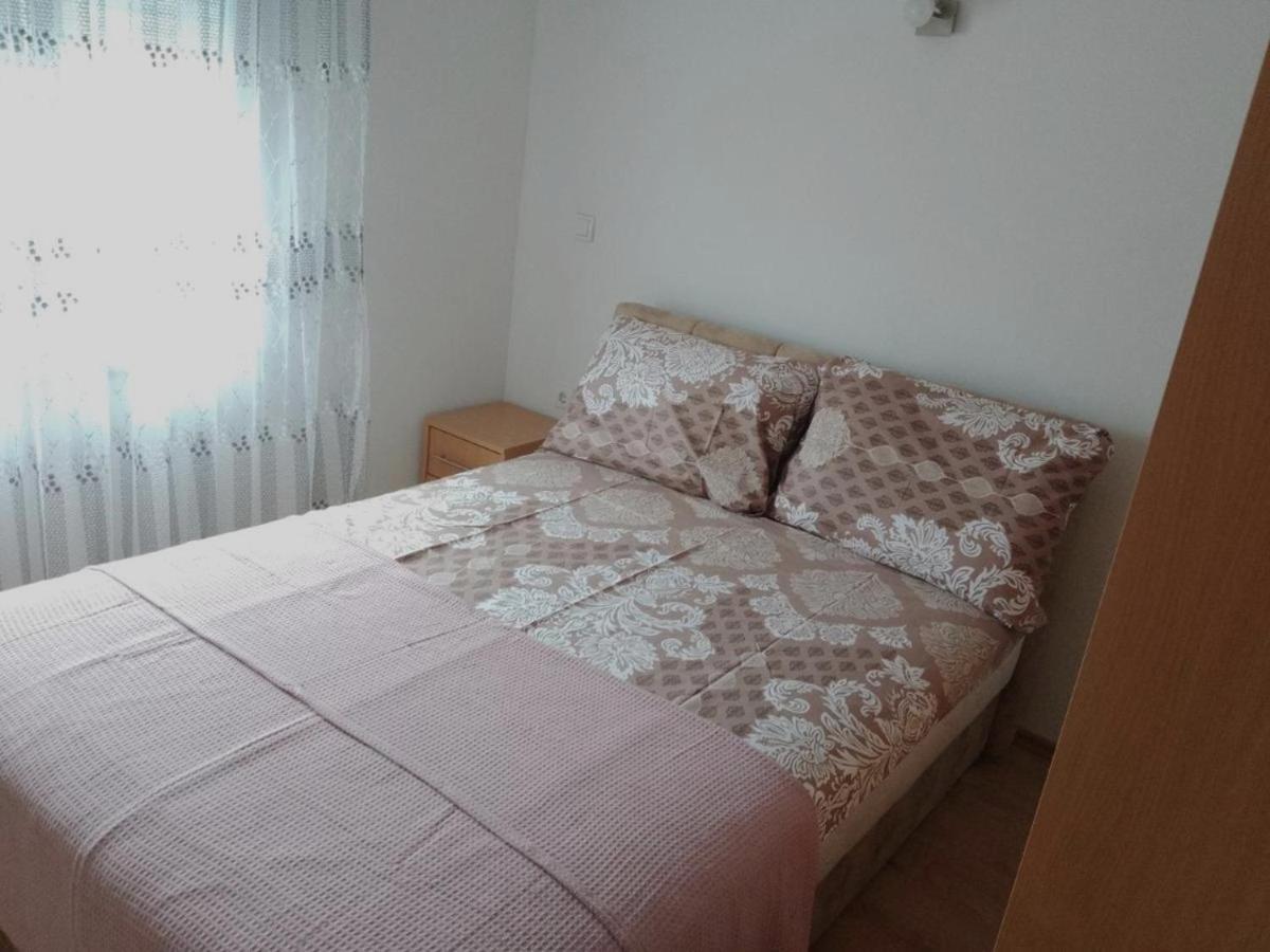 Apartman Josipa Peroj Kültér fotó